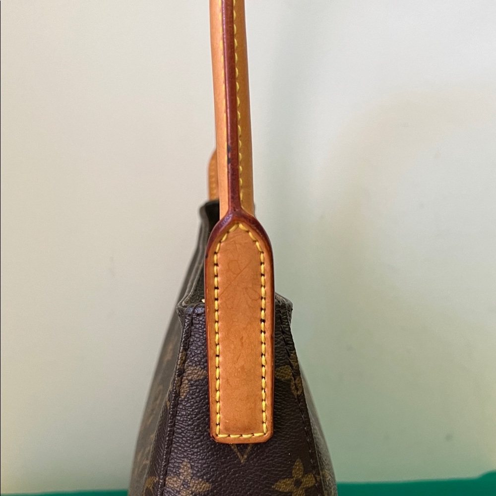 Louse Vuitton Looping M bag - Picture 4 of 10